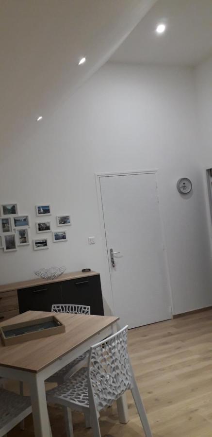 Appartamento L'Escale Au Coteau Sucé Esterno foto